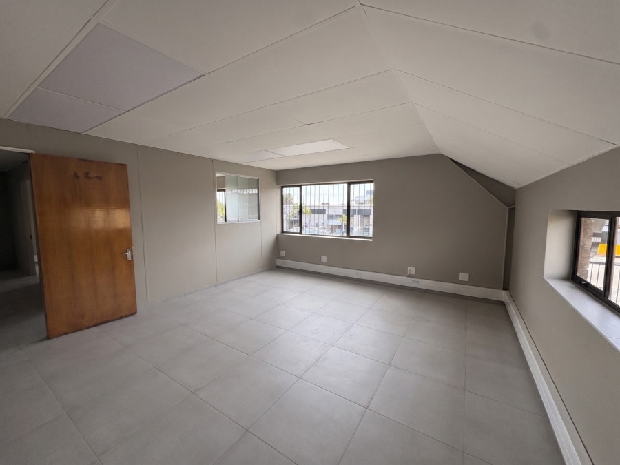 To Let Commercial Property for Rent in Montague Gardens Western Cape